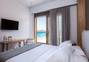 4* North Coast Seaside Suites