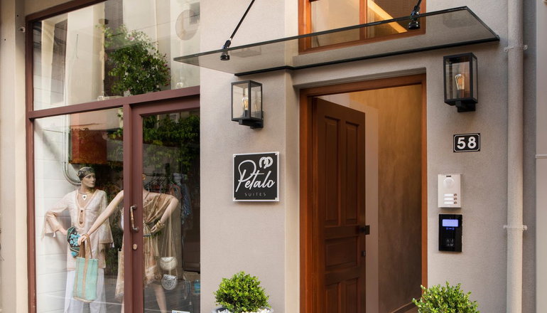 Petalo Suites