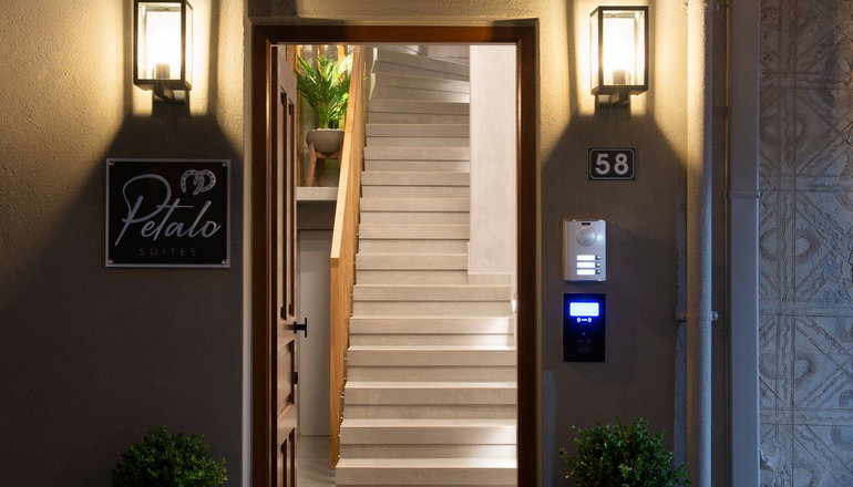 Petalo Suites