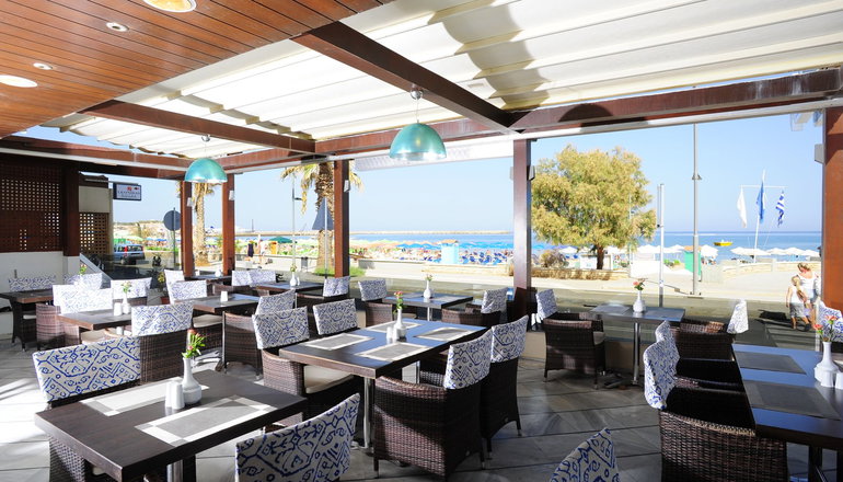 Steris Elegant Beach Hotel & Apartments