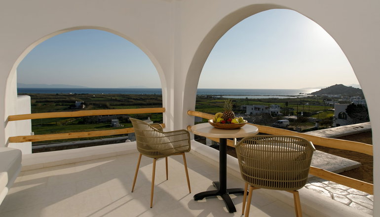 Naxos Earth Suites - Μικρή Βίγλα, Νάξος