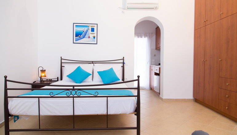 Aelia Suites