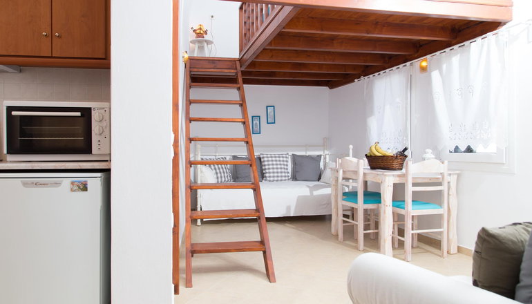 Aelia Suites