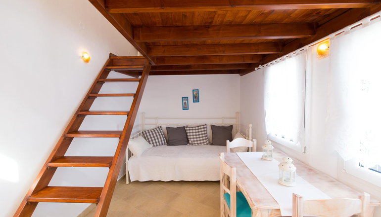 Aelia Suites