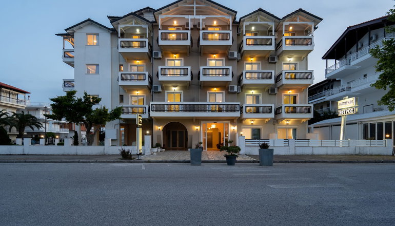 Bemyguest Comfort Zefyros Hotel