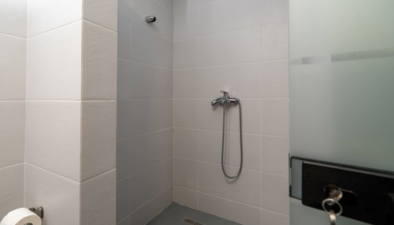 Bemyguest Comfort Zefyros Hotel