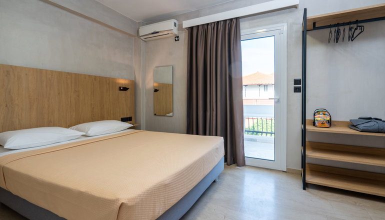 Bemyguest Comfort Zefyros Hotel