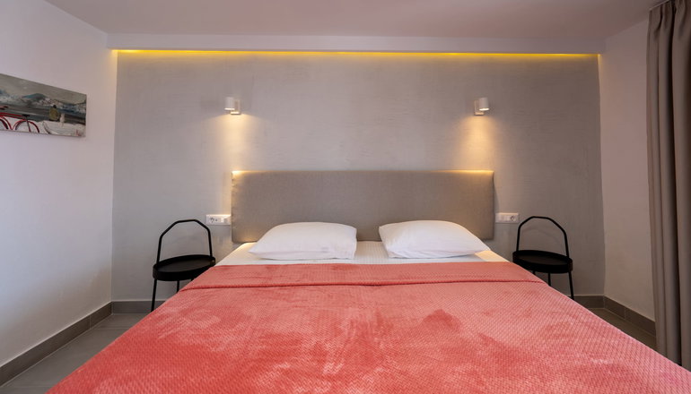 Bemyguest Comfort Zefyros Hotel