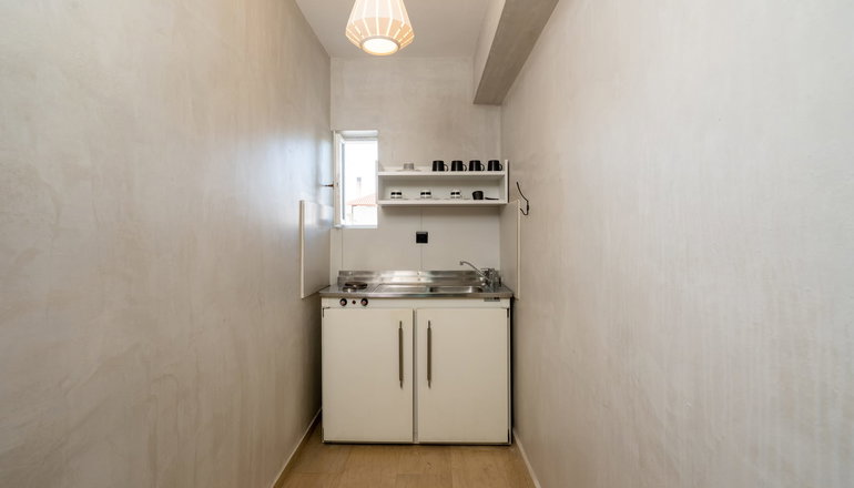 Bemyguest Comfort Zefyros Hotel