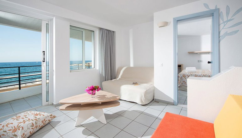 4* Alia Beach Hotel