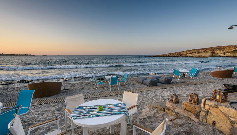 4* Alia Beach Hotel