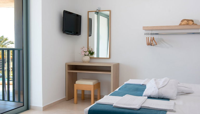 4* Alia Beach Hotel