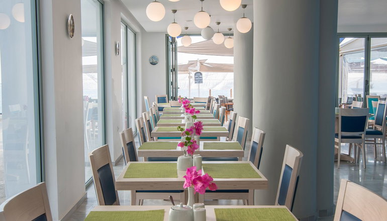 4* Alia Beach Hotel