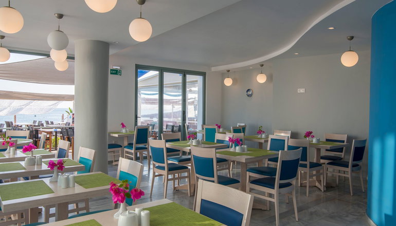 4* Alia Beach Hotel