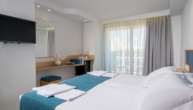 4* Alia Beach Hotel