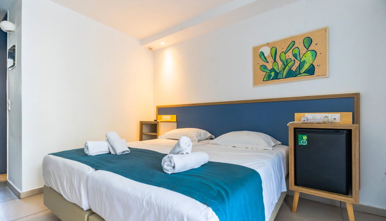 4* Alia Beach Hotel