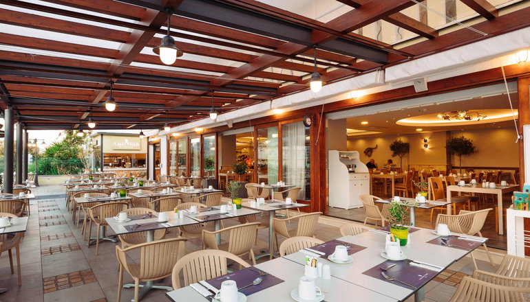 Alianthos Garden Hotel