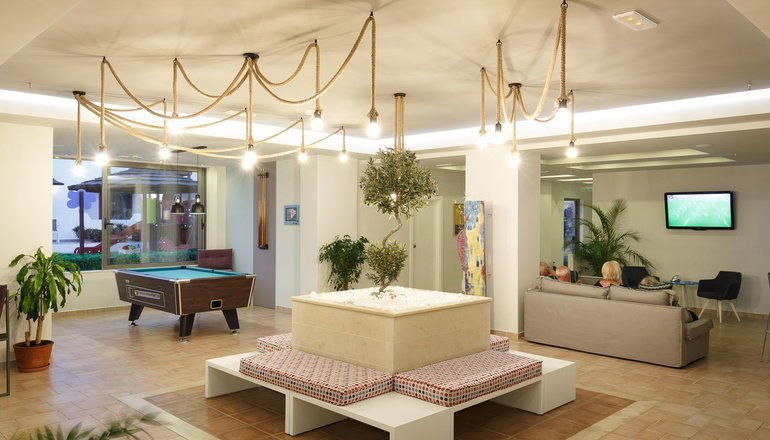 Alianthos Garden Hotel