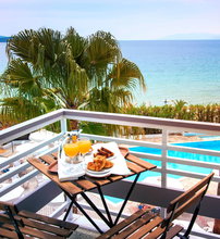4* The Grove Seaside Hotel