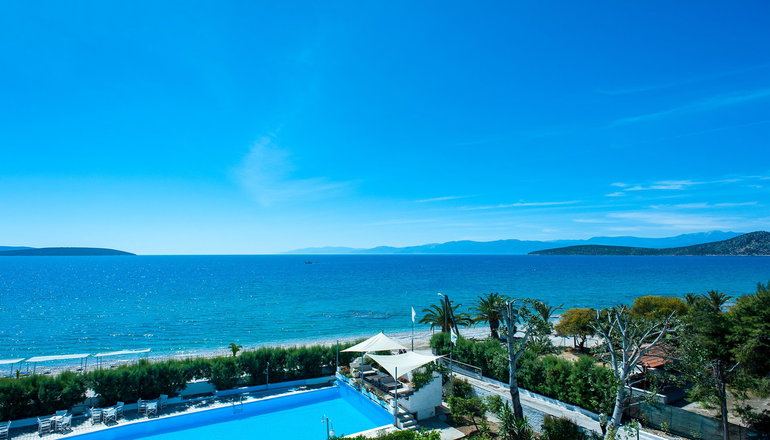 4* The Grove Seaside Hotel
