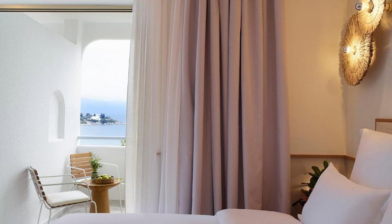 4* Brown Beach Chalkida - Χαλκίδα, Εύβοια