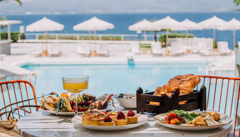 4* Brown Beach Chalkida - Χαλκίδα, Εύβοια