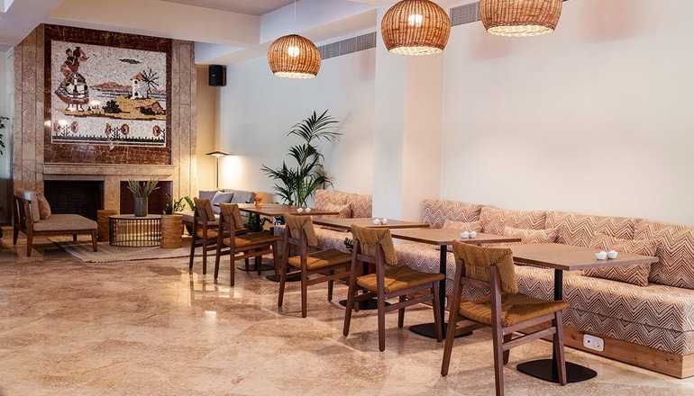 4* Brown Beach Chalkida - Χαλκίδα, Εύβοια