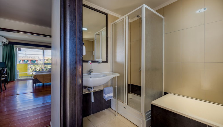 4* Caretta Beach Holiday Village - Καλαμάκι, Ζάκυνθος