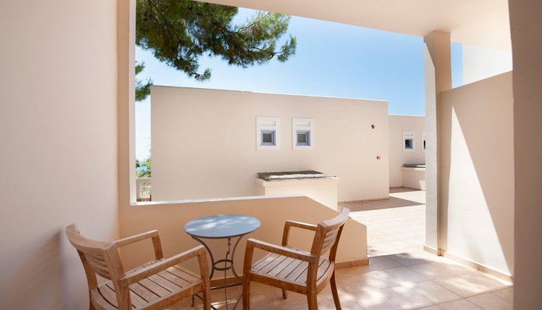 4* Alonissos Beach Bungalows & Suites Hotel - Αλόννησος