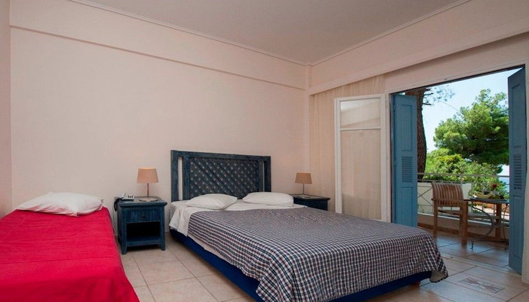 4* Alonissos Beach Bungalows & Suites Hotel - Αλόννησος