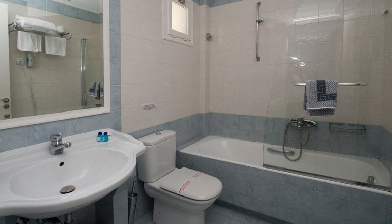 4* Alonissos Beach Bungalows & Suites Hotel - Αλόννησος
