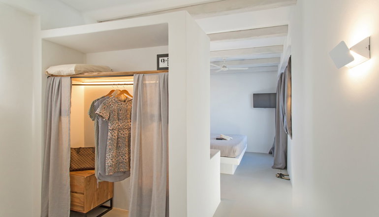 Paros Cape Suites