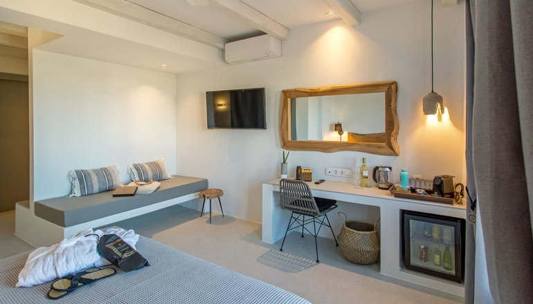 Paros Cape Suites