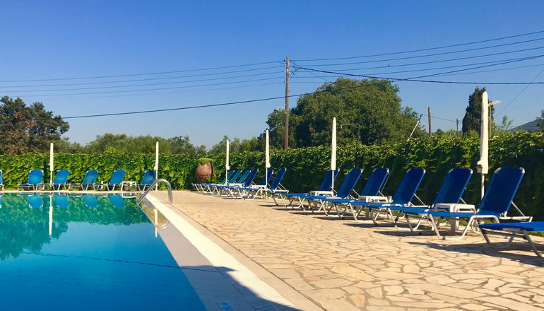 Bruskos Hotel & Suites - Άγιος Γεώργιος Αργυράδων, Κέρκυρα