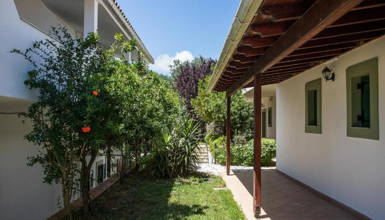 Paradise Inn Corfu - Λιαπάδες, Κέρκυρα