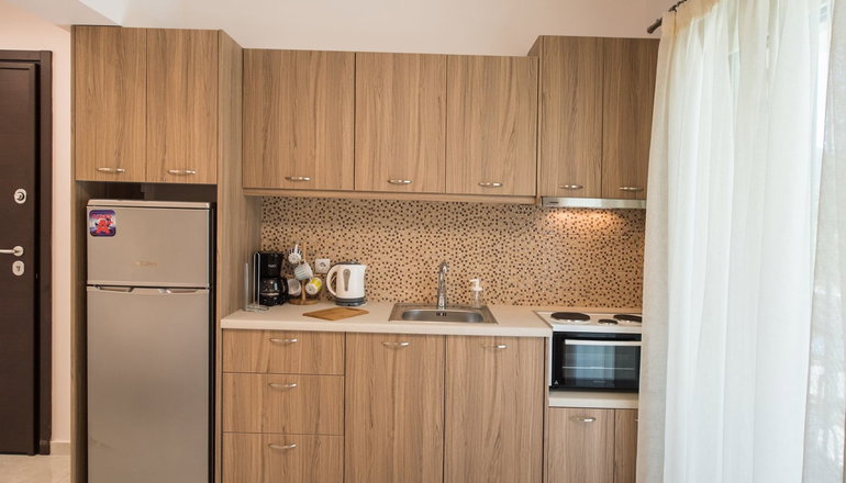 Bounatsa Studios & Apartments