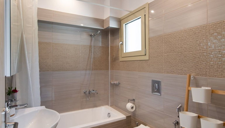Bounatsa Studios & Apartments