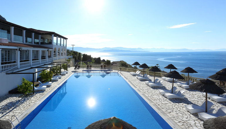 Pantokrator Hotel - Μπαρμπάτι, Κέρκυρα