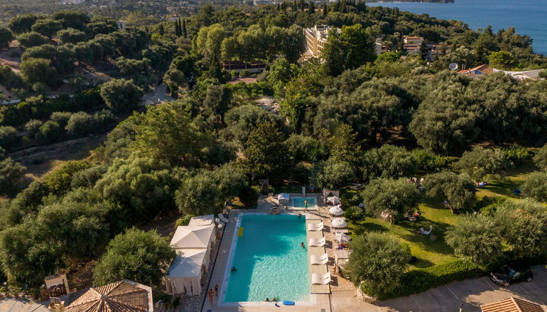 Nefeli Hotel