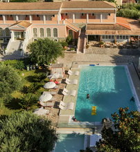 Nefeli Hotel