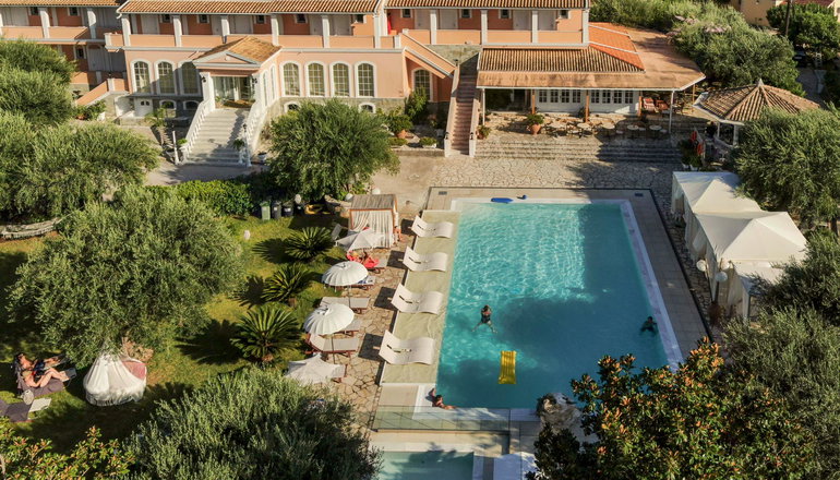 Nefeli Hotel