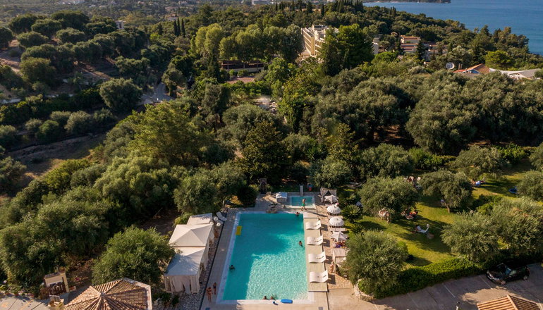 Nefeli Hotel