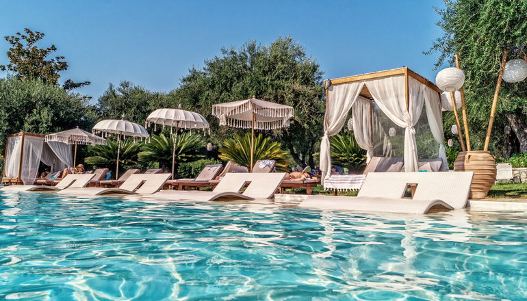 Nefeli Hotel