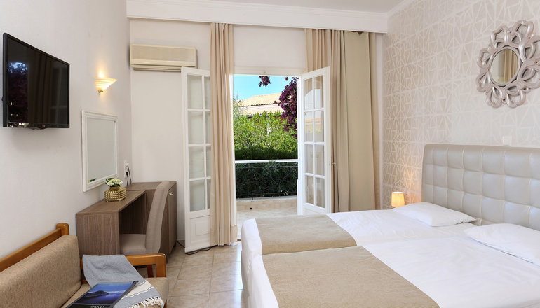 Nefeli Hotel