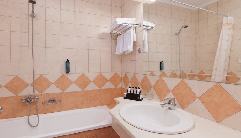 4* Century Resort Corfu - Αχαράβη, Κέρκυρα
