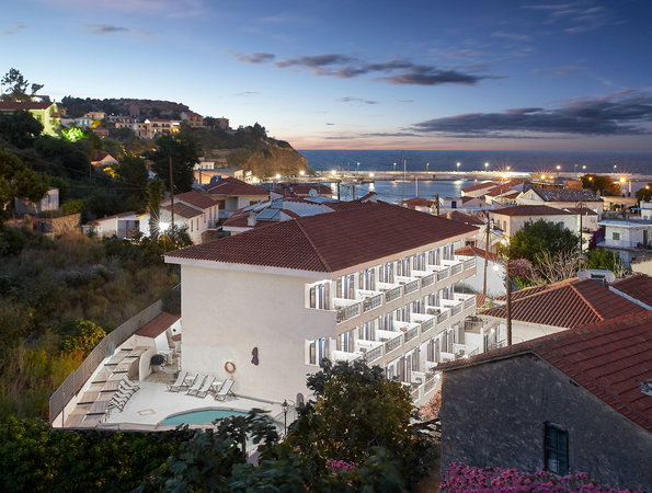 Atheras Hotel - Έυδηλος, Ικαρία