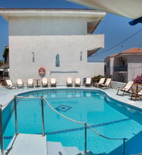 Atheras Hotel - Έυδηλος, Ικαρία