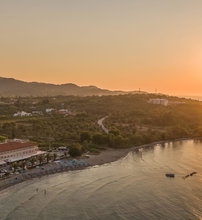 Aphrodite Beachfront Hotel