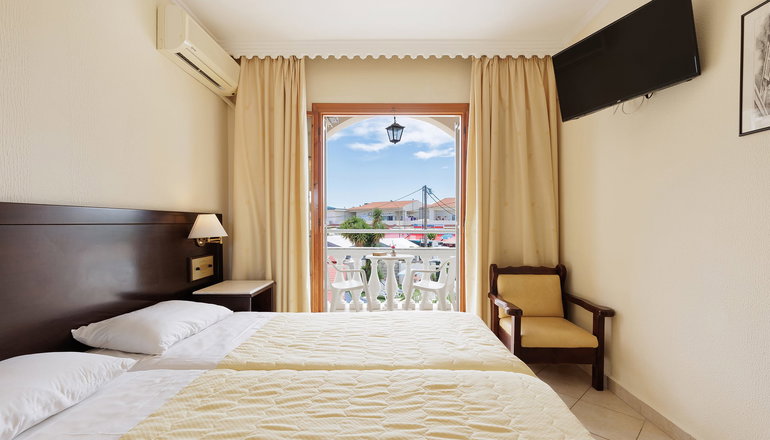 Aphrodite Beachfront Hotel