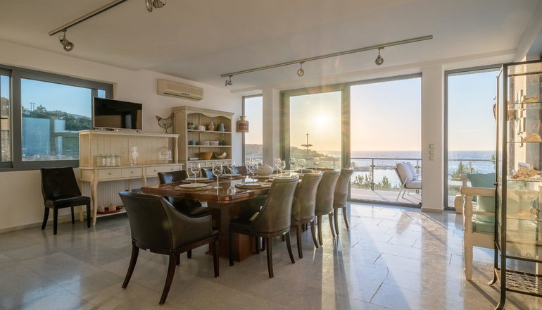 Icarus Luxury Beachfront Villa - Γιαλισκάρι, Ικαρία